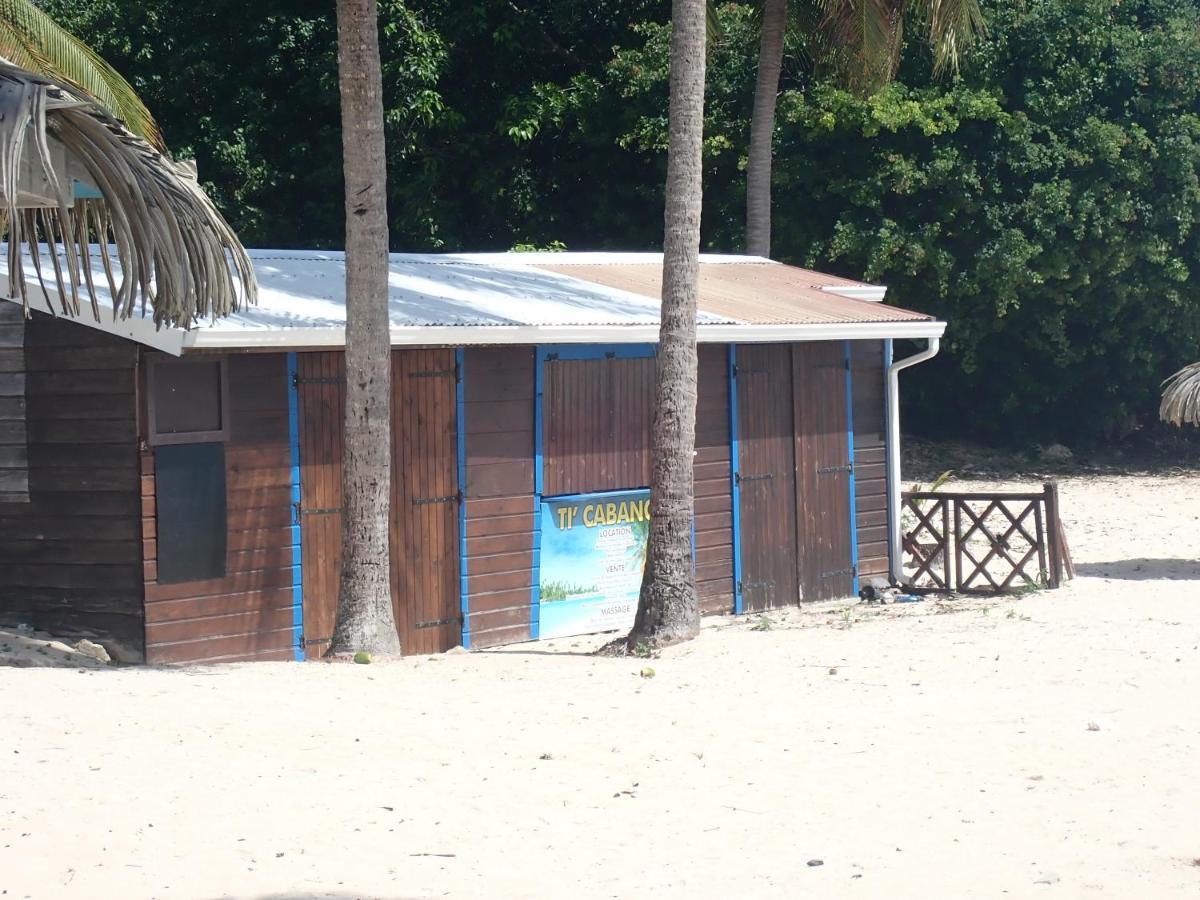 Ti Kaz Emeraude - Mer, Soleil Et Sable Fin, Piscine Et Tennis Saint-Francois  Exterior photo
