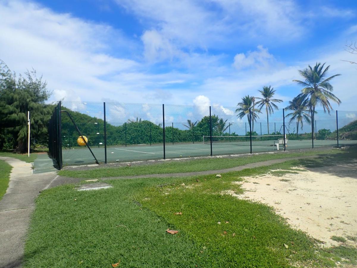 Ti Kaz Emeraude - Mer, Soleil Et Sable Fin, Piscine Et Tennis Saint-Francois  Exterior photo